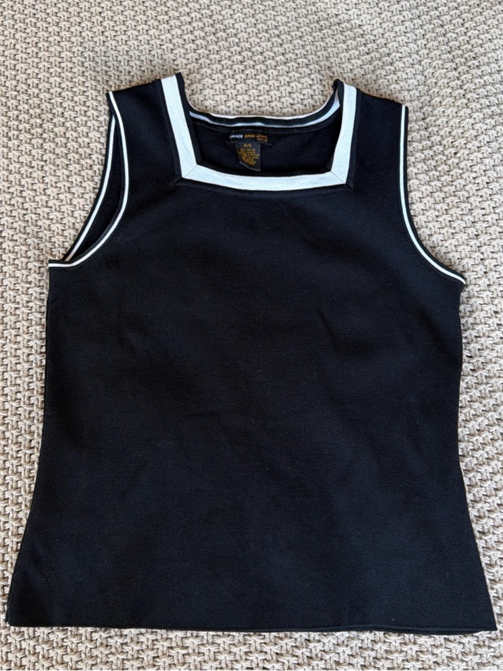 Vintage 90s Black & White Tank